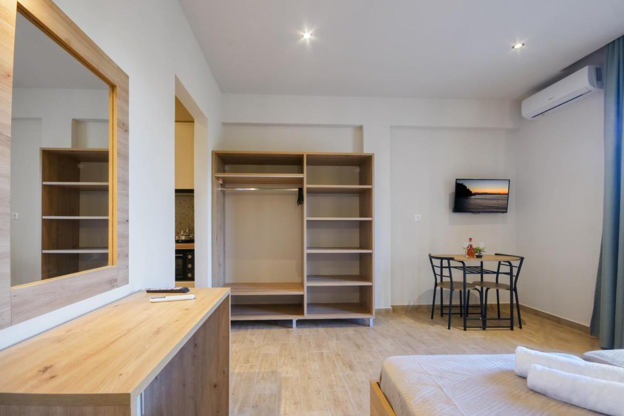 Ariadni Apartments Dassia エクステリア 写真